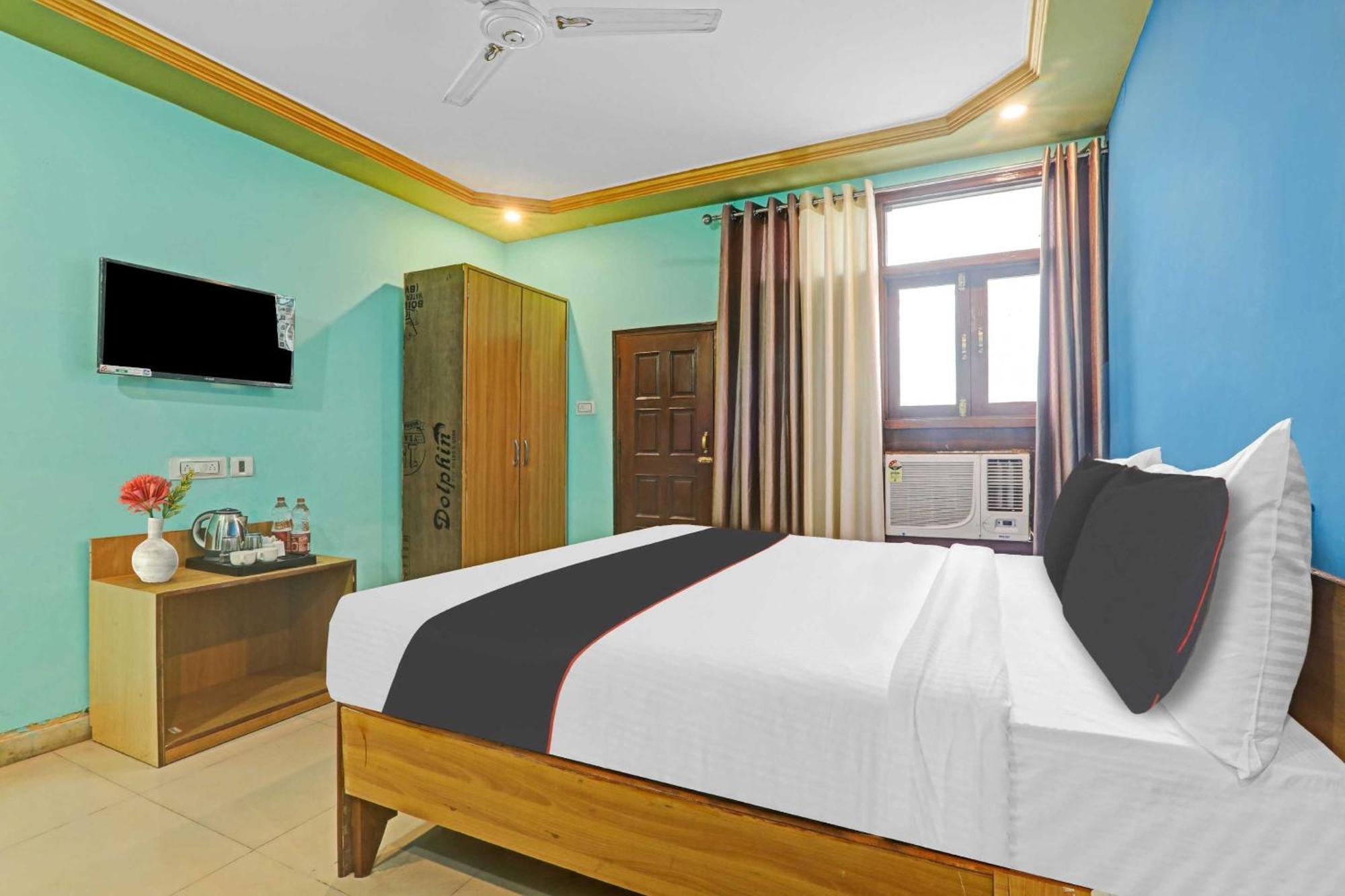 Collection O Premier Near Hazratganj Hotel Lucknow Bagian luar foto