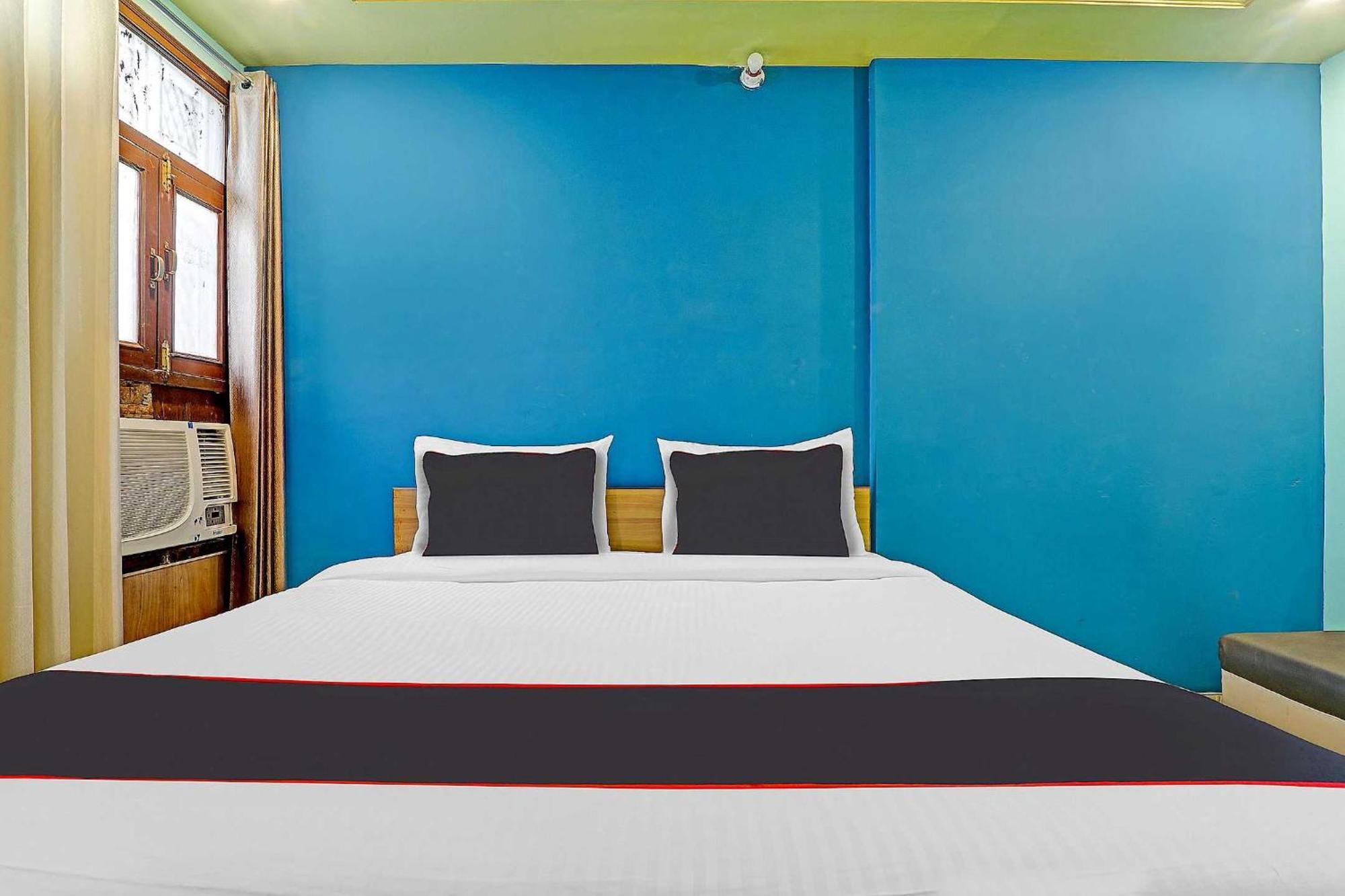 Collection O Premier Near Hazratganj Hotel Lucknow Bagian luar foto